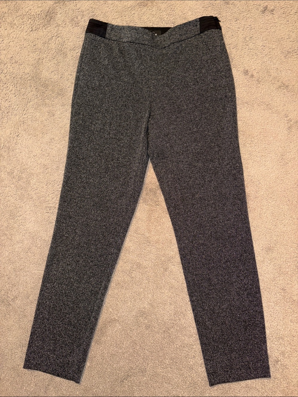 White House Black Market The Slim Ankle Size 6